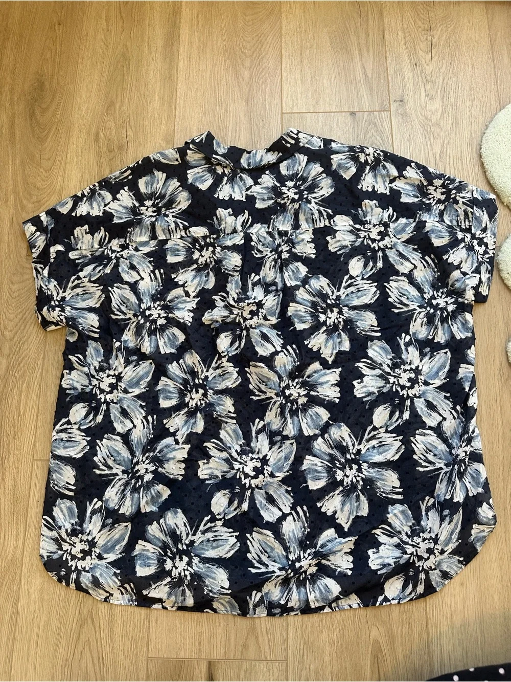 Lafayette148 short sleeve floral button down - Picture 8 of 8